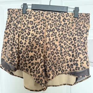 Lululemon Hotty Hot High Rise Lined Shorts 4”